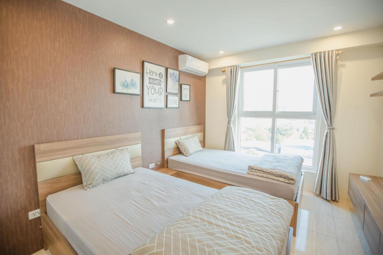 Homestay 3 phòng ngủ VIEW BIỂN chung cư Newlife Tower Ha Long Esterno foto