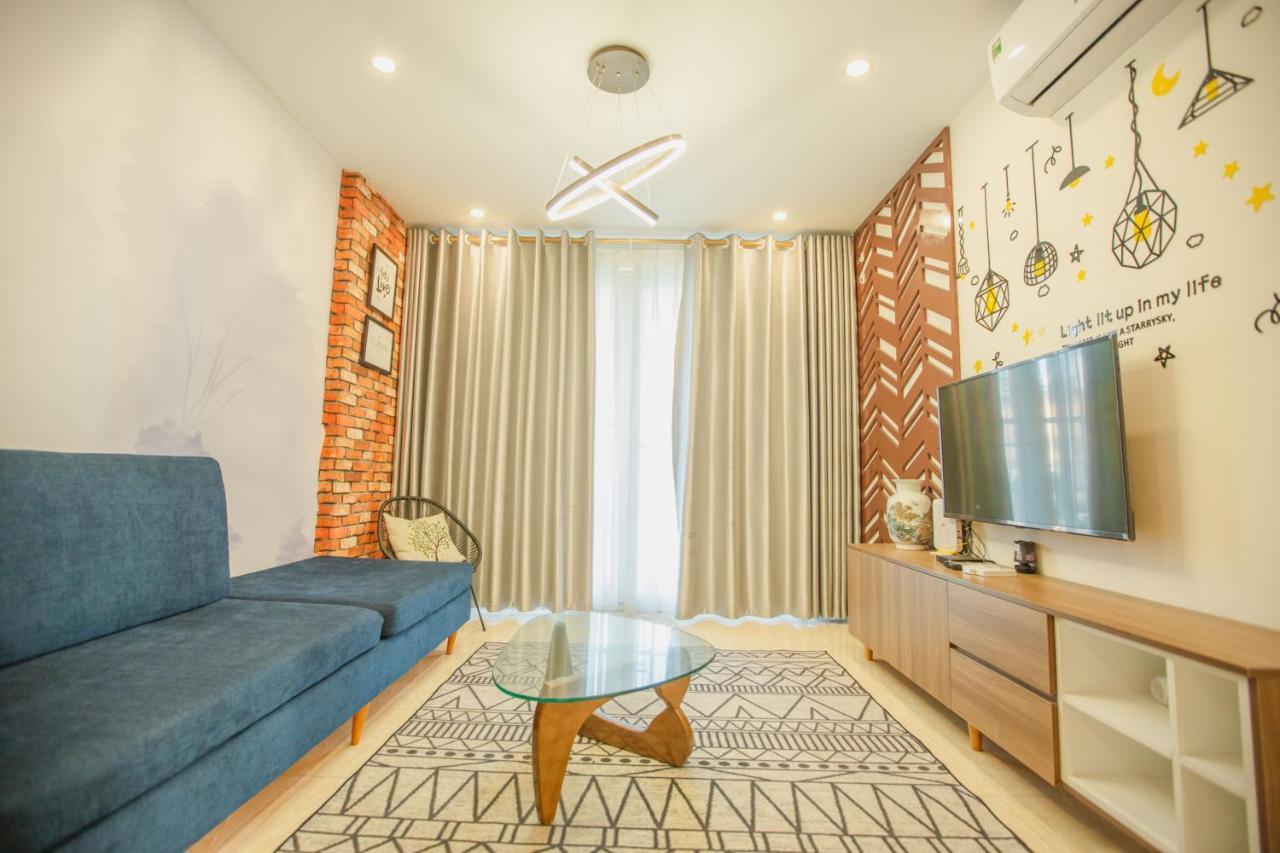 Homestay 3 phòng ngủ VIEW BIỂN chung cư Newlife Tower Ha Long Esterno foto