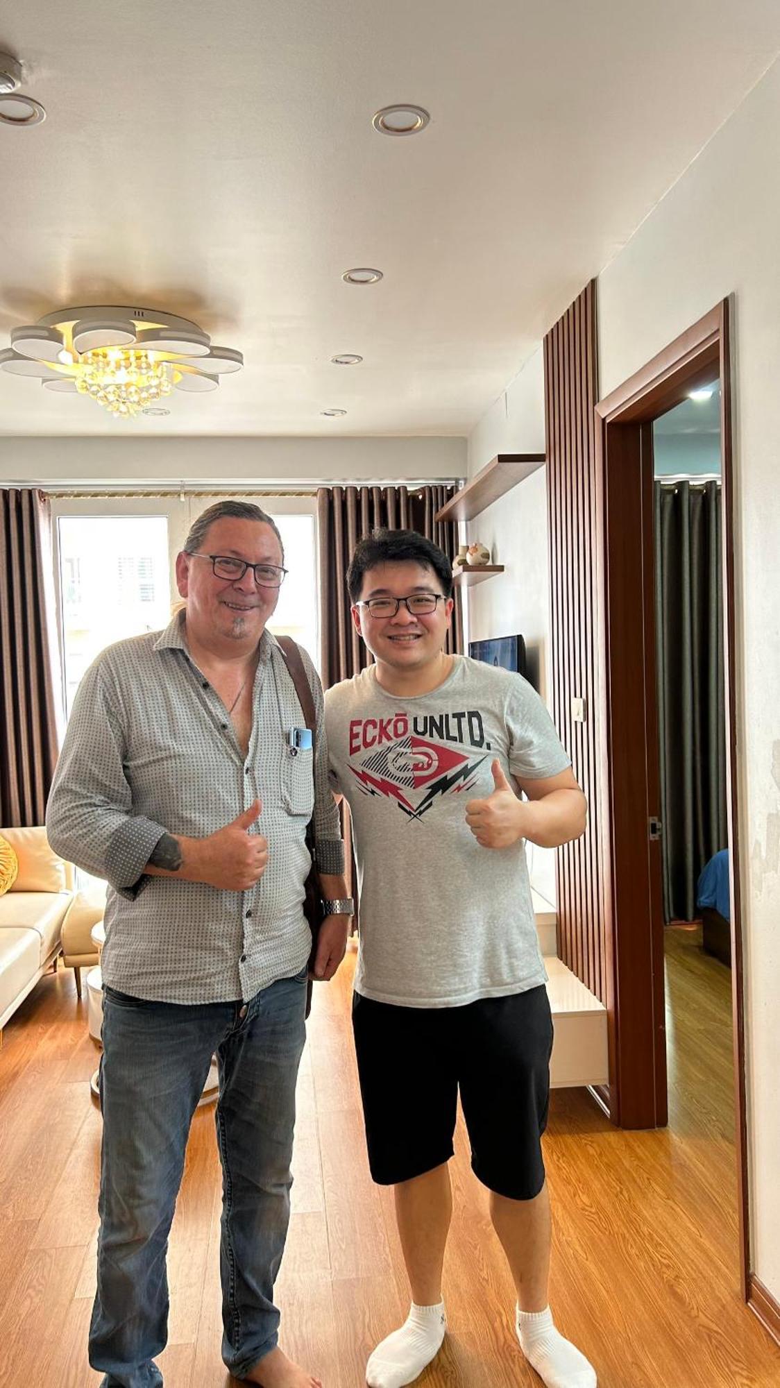 Homestay 3 phòng ngủ VIEW BIỂN chung cư Newlife Tower Ha Long Esterno foto