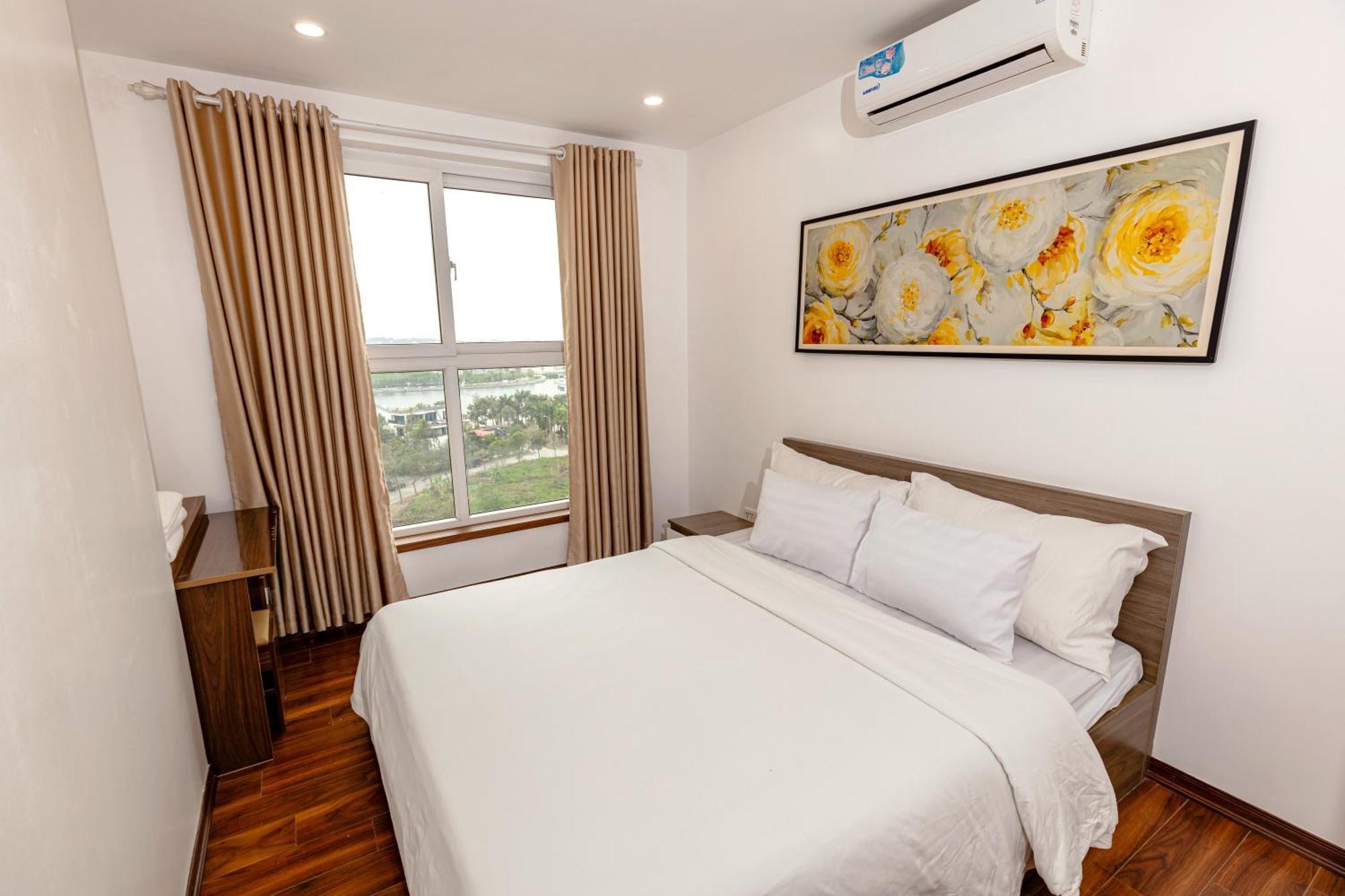 Homestay 3 phòng ngủ VIEW BIỂN chung cư Newlife Tower Ha Long Esterno foto