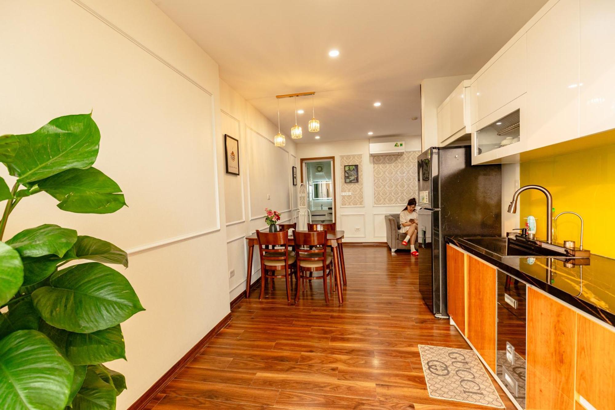 Homestay 3 phòng ngủ VIEW BIỂN chung cư Newlife Tower Ha Long Esterno foto