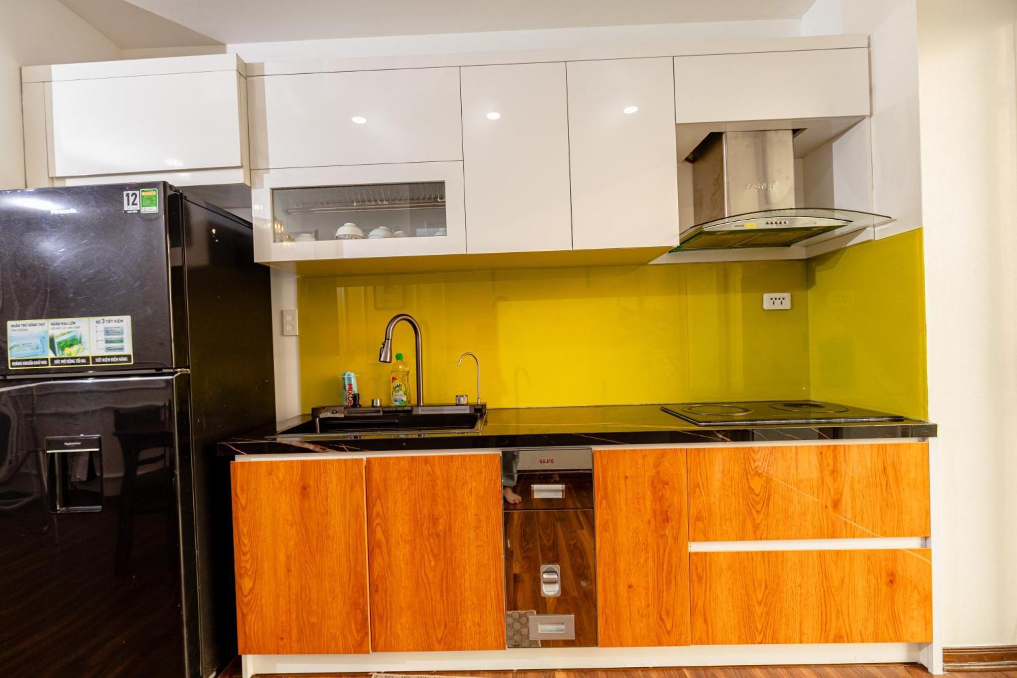 Homestay 3 phòng ngủ VIEW BIỂN chung cư Newlife Tower Ha Long Esterno foto