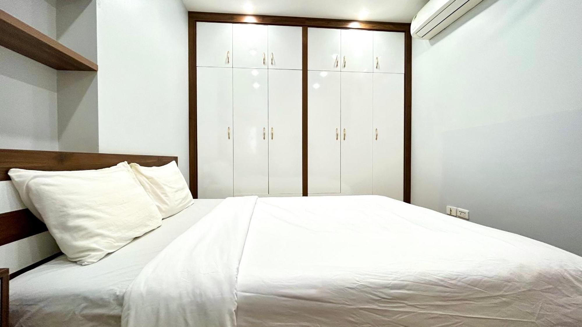 Homestay 3 phòng ngủ VIEW BIỂN chung cư Newlife Tower Ha Long Esterno foto