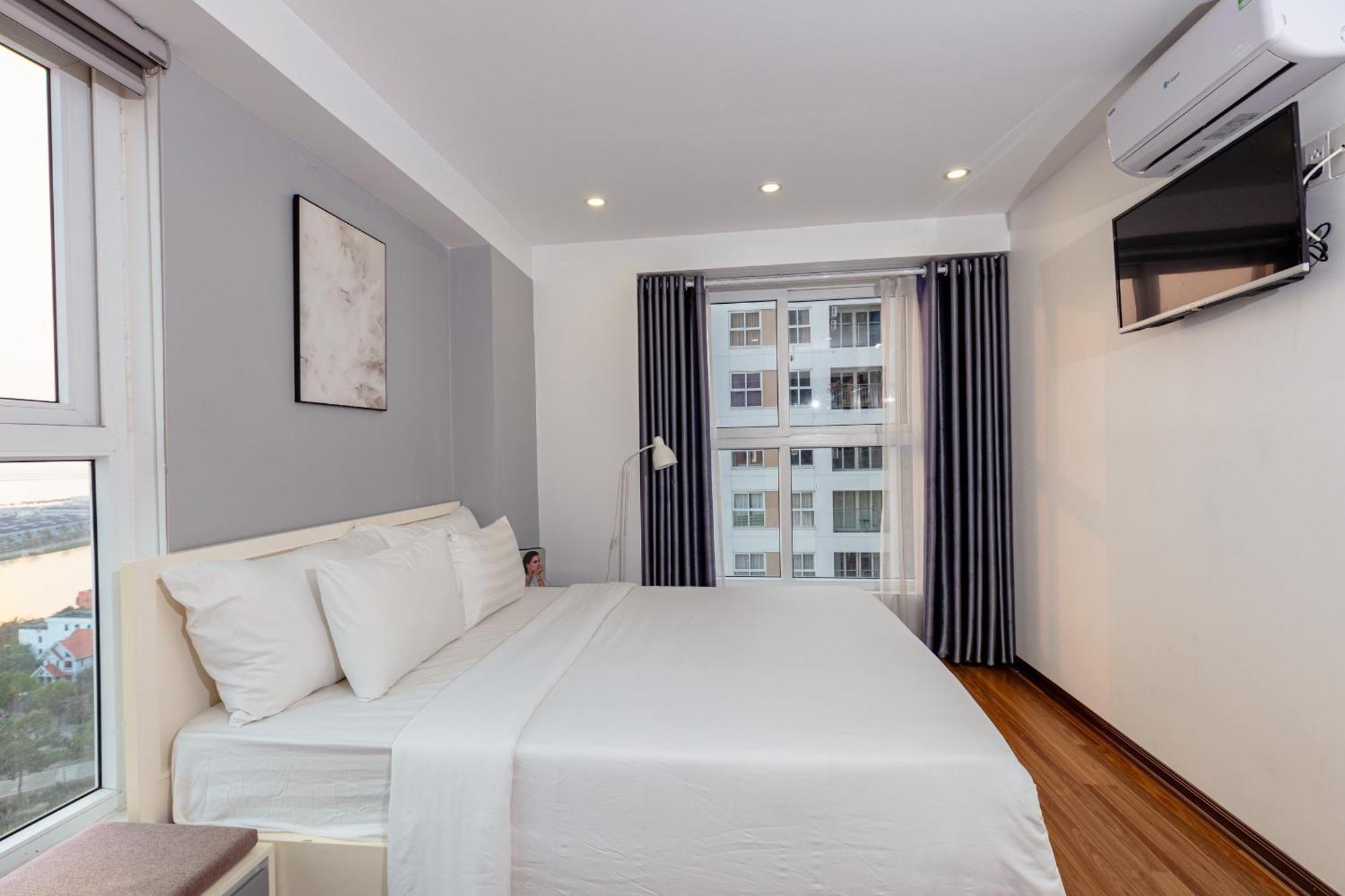 Homestay 3 phòng ngủ VIEW BIỂN chung cư Newlife Tower Ha Long Esterno foto